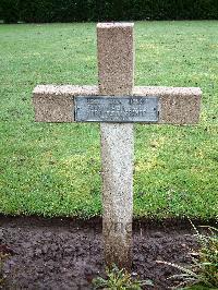Lijssenthoek Military Cemetery - Geay, Jean Benqit
