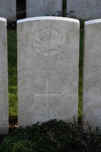 Lijssenthoek Military Cemetery - Gee, S
