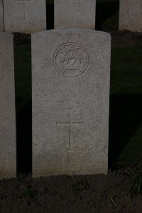 Lijssenthoek Military Cemetery - George, Frank Edward