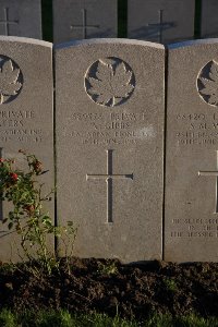 Lijssenthoek Military Cemetery - Gibbs, A