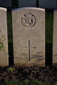 Lijssenthoek Military Cemetery - Gilbert, G T
