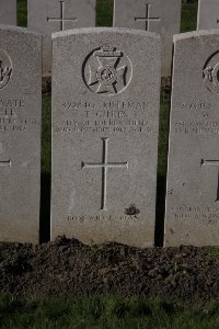 Lijssenthoek Military Cemetery - Gilkes, Thomas