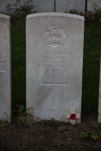 Lijssenthoek Military Cemetery - Gilks, W