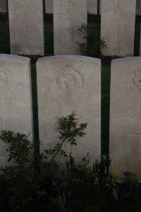 Lijssenthoek Military Cemetery - Gillett, Arthur George