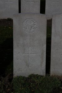 Lijssenthoek Military Cemetery - Gillies, J B