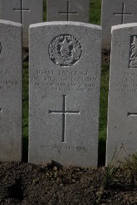 Lijssenthoek Military Cemetery - Gillon, Patrick