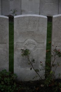 Lijssenthoek Military Cemetery - Glover, Clive John
