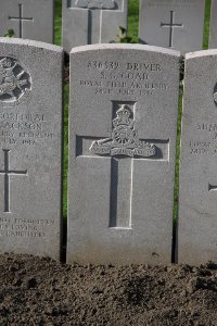 Lijssenthoek Military Cemetery - Goad, Sidney George