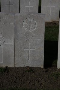 Lijssenthoek Military Cemetery - Godwin, Fredrick William