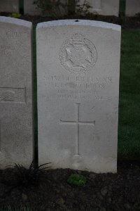Lijssenthoek Military Cemetery - Gordon, Henry Robert John
