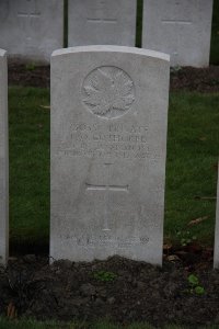 Lijssenthoek Military Cemetery - Gothorpe, P O