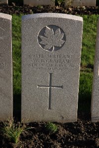Lijssenthoek Military Cemetery - Graham, W B