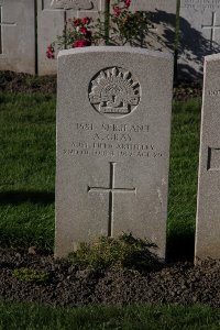 Lijssenthoek Military Cemetery - Gray, Alexander