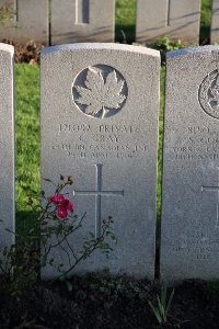 Lijssenthoek Military Cemetery - Gray, C