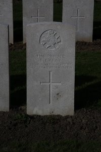 Lijssenthoek Military Cemetery - Gray, Richard Francis
