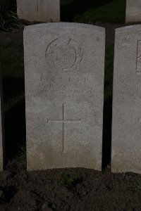 Lijssenthoek Military Cemetery - Greaves, James