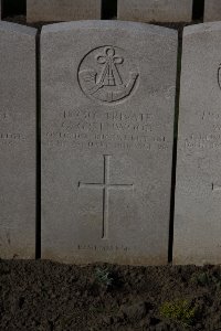 Lijssenthoek Military Cemetery - Greenwood, George