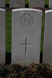 Lijssenthoek Military Cemetery - Greenwood, George