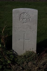 Lijssenthoek Military Cemetery - Greiffenhagen, Norman