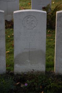 Lijssenthoek Military Cemetery - Greig, W