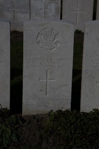 Lijssenthoek Military Cemetery - Griffiths, Evan