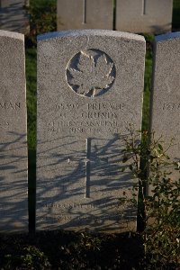 Lijssenthoek Military Cemetery - Grundy, Gordon Trafford