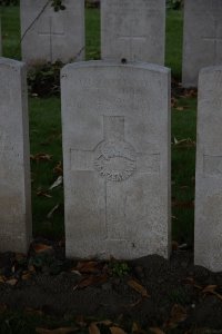 Lijssenthoek Military Cemetery - Grundy, William Thomas