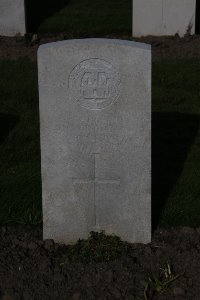 Lijssenthoek Military Cemetery - Gulliland, John Hutchison