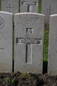Lijssenthoek Military Cemetery - Gushlow, P