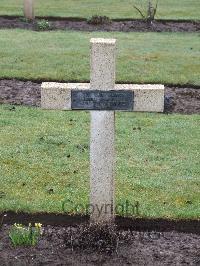 Lijssenthoek Military Cemetery - Guy, Leon