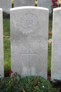 Lijssenthoek Military Cemetery - Hagland, W C