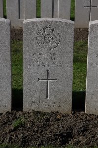 Lijssenthoek Military Cemetery - Hakes, A