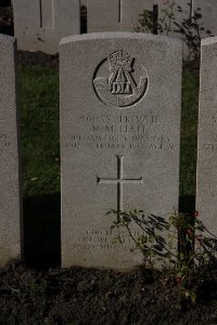 Lijssenthoek Military Cemetery - Hall, Norman Malcolm