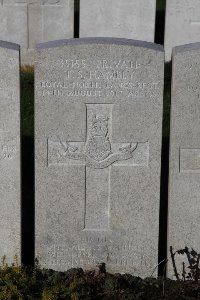 Lijssenthoek Military Cemetery - Hambly, Thomas Sutton