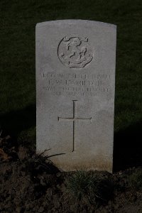 Lijssenthoek Military Cemetery - Hamilton, F W
