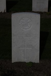 Lijssenthoek Military Cemetery - Hamlyn, A E