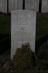 Lijssenthoek Military Cemetery - Hanham, W A