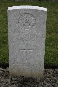 Lijssenthoek Military Cemetery - Hanns, Edward