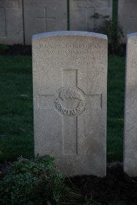 Lijssenthoek Military Cemetery - Hansford, W W