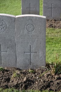 Lijssenthoek Military Cemetery - Hargreaves, Henry