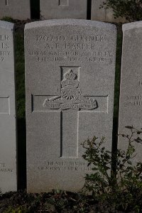 Lijssenthoek Military Cemetery - Harper, A E