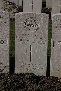 Lijssenthoek Military Cemetery - Harper, Francis Barnard