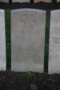Lijssenthoek Military Cemetery - Harrington, T