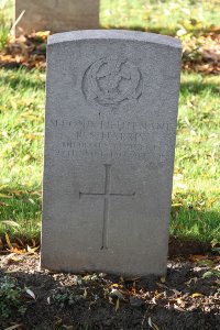 Lijssenthoek Military Cemetery - Harris, Reginald Samuel