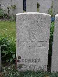 Lijssenthoek Military Cemetery - Harrison, Thomas