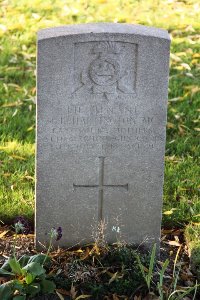 Lijssenthoek Military Cemetery - Hartington, J E