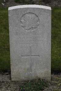 Lijssenthoek Military Cemetery - Harvey, A J