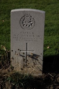 Lijssenthoek Military Cemetery - Hatfield, Alfred Charles