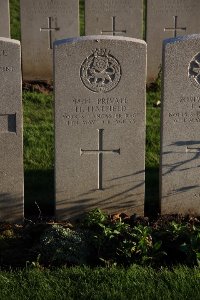 Lijssenthoek Military Cemetery - Hatfield, H