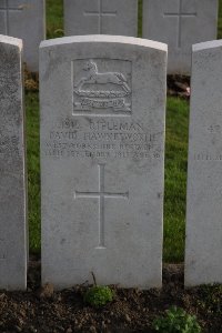 Lijssenthoek Military Cemetery - Hawkesworth, David